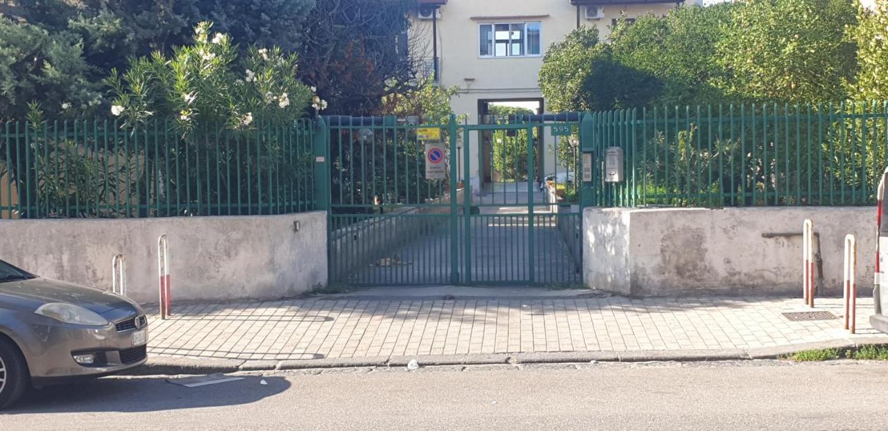 Appartamento In Villa Alle Falde Del Vesuvio Napoli Dış mekan fotoğraf