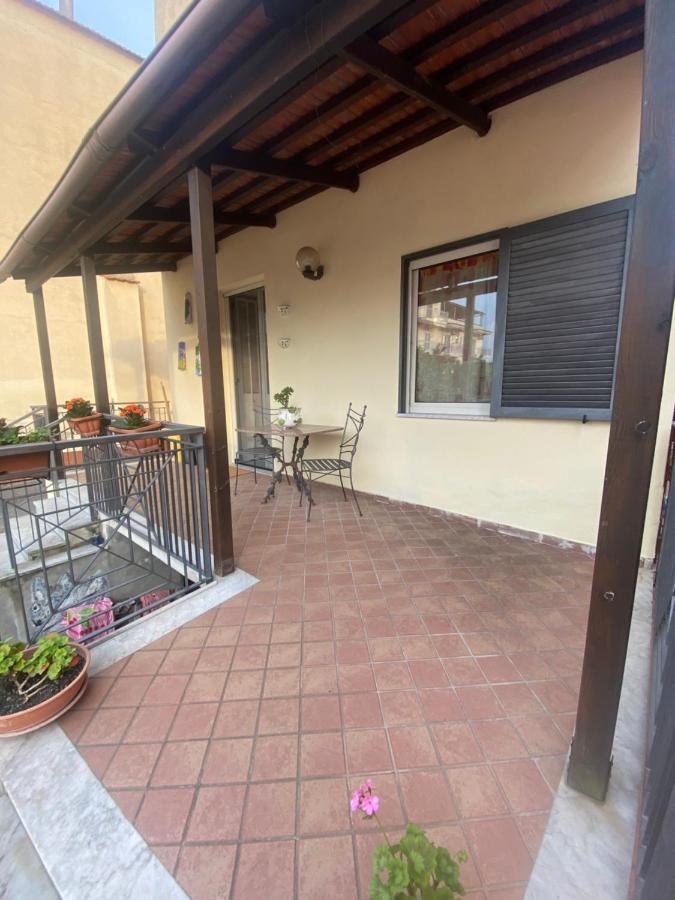Appartamento In Villa Alle Falde Del Vesuvio Napoli Dış mekan fotoğraf